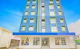 RedDoorz Plus @ 1318 Residences