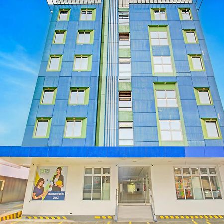 RedDoorz Plus @ 1318 Residences Manila Exterior foto