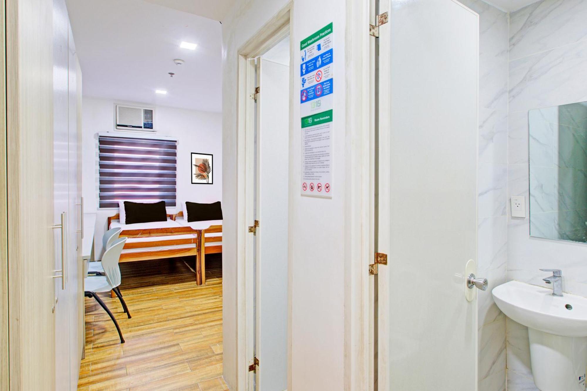 RedDoorz Plus @ 1318 Residences Manila Exterior foto